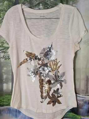 Express Cream Short-Sleeve Tee with Gold & Silver Sequin Floral Design